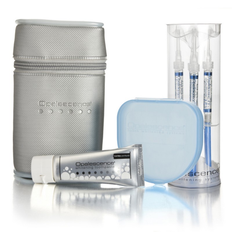 Гель для отбеливания зубов в домашних условиях Opalescence PF Patient Kit Regular (набор) Гель для отбеливания зубов в домашних условиях Opalescence PF Patient Kit Regular (набор)