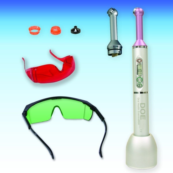 FUSION DOE Kit - светодиодная полимеризационно-диагностическая лампа с функцией трансиллюминации FUSION DOE Kit - светодиодная полимеризационно-диагностическая лампа с функцией трансиллюминации