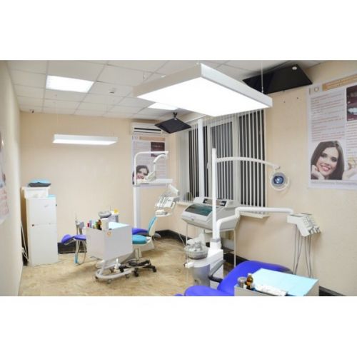 ДентЛайт Эко - бестеневой LED светильник для клиники