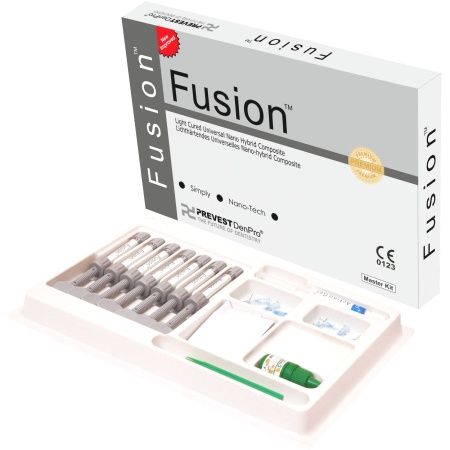 Композит - Fusion Universal в наборе с принадлежностями, (7 шпр x 4г)